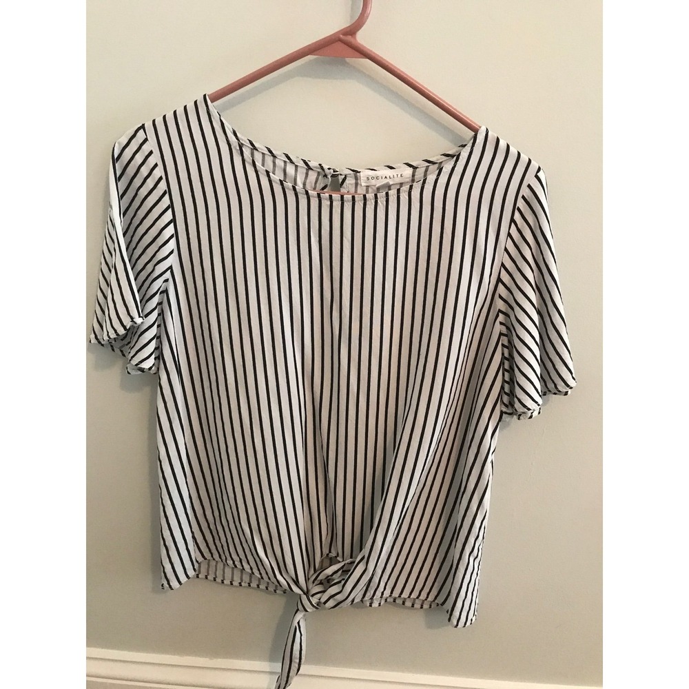 NWOT Tie Front‎ Shirt